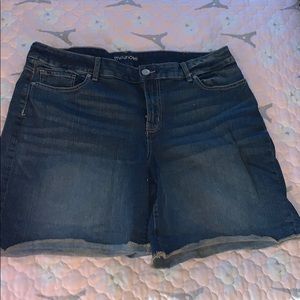 Maurice’s Bermuda Short